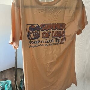 NWT - The bee & the Fox graphic tee!